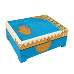 Bo�te Main de Fatima bois peint bleu vieilli et laiton 25.5 cm